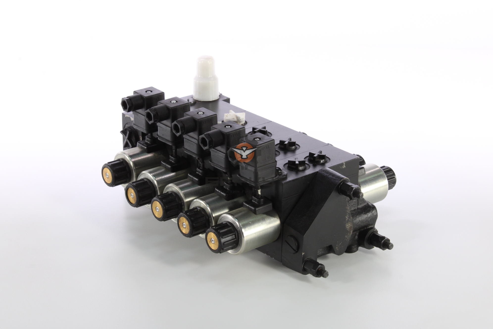 Гидрораспределитель 3РЭ50М-80КЭ (КЭА) (24В)