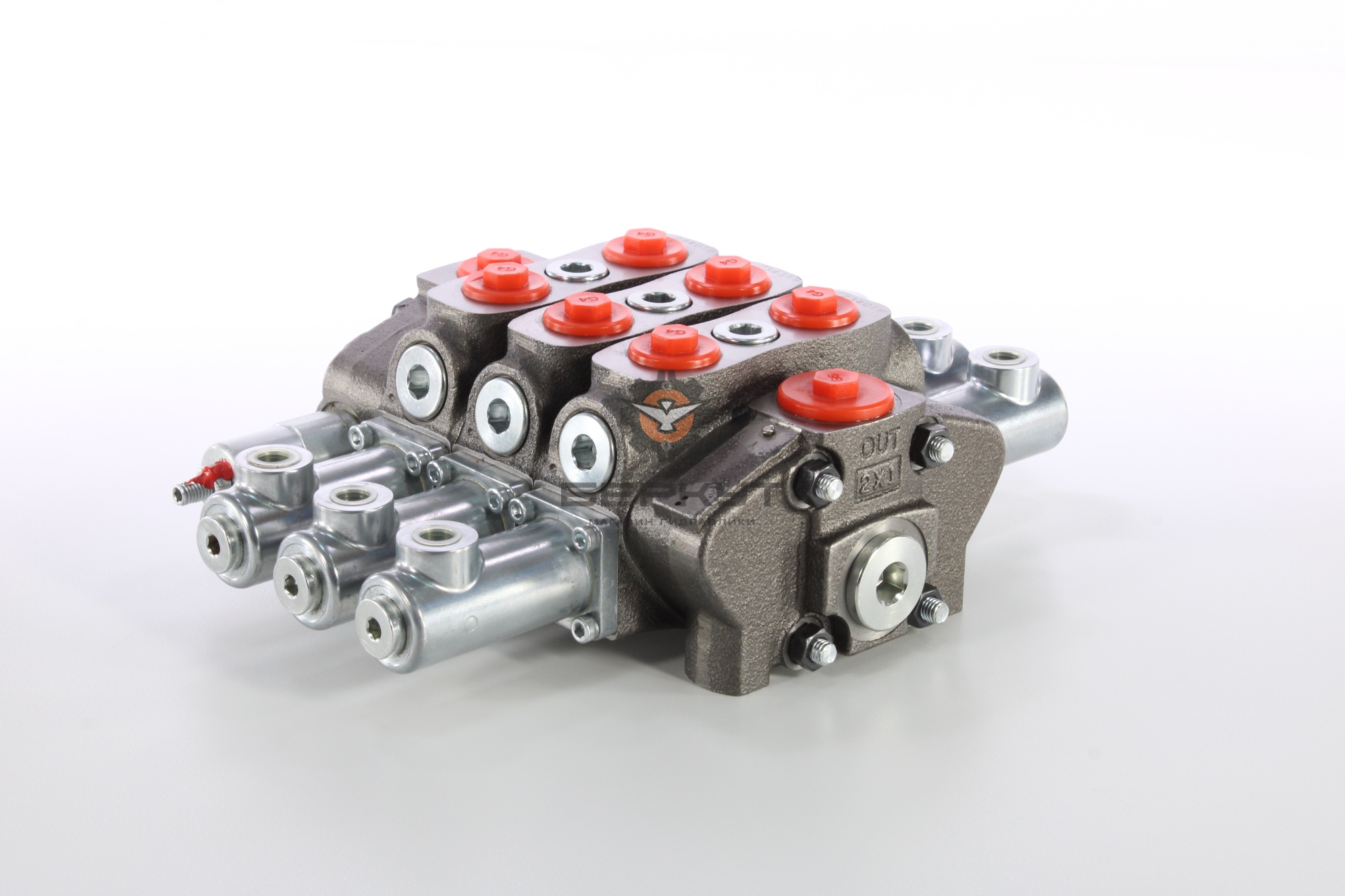 Гидрораспределитель SN-4/3S-3/18IM/P3T/18IM/P3T/18IM/P3T/G-4-6/M3 (3-х секционный, 90л/мин, с гидравлическим управлением)